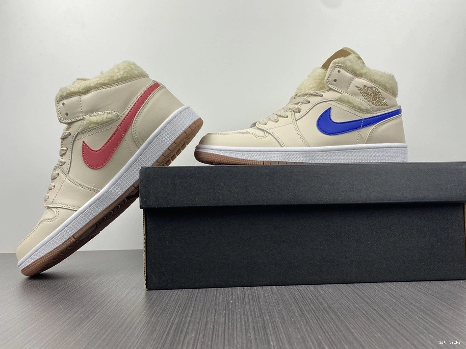 (GS) Pearl Jordan Fleece 1 - DO2207-264 White Mid 1106